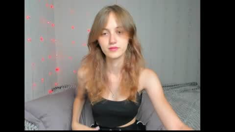 dreamy_pollyyy online show from 07-15-26, 07:52