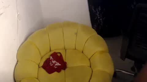Snapshot of dreamy_wetpussy chatting on 06-22-26, 06:43 BEAUTY online show from 06-22-26, 06:43