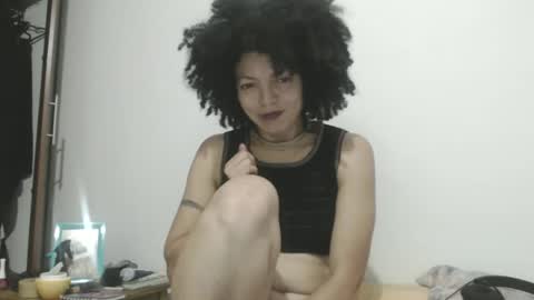 Snapshot of dreamylatina chatting on 12-06-24, 01:51 DreamyLatina online show from 12-06-24, 01:51