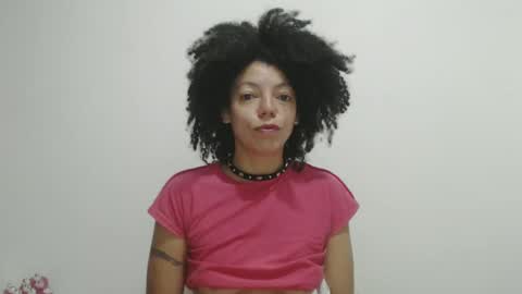 Snapshot of dreamylatina chatting on 02-12-25, 10:24 DreamyLatina online show from 02-12-25, 10:24