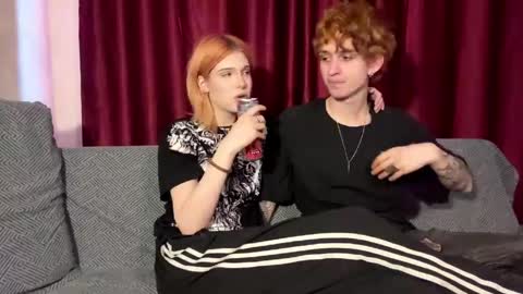 Snapshot of dreamypair chatting on 04-27-26, 09:07 Elena and Nikolai online show from 04-27-26, 09:07