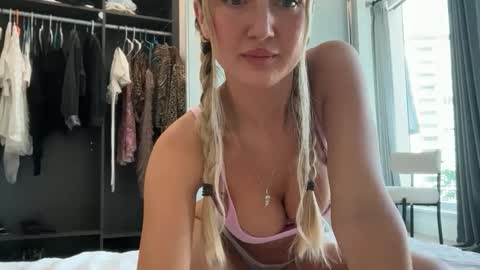 Lilah  online show from 05-11-26, 11:13