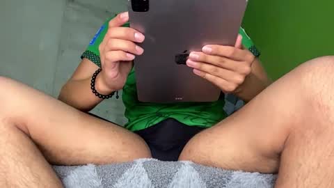 Snapshot of drew_bo chatting on 01-26-25, 09:40 drew_bo online show from 01-26-25, 09:40