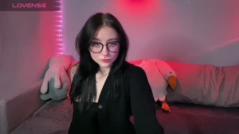 Tara  Sonny online show from 12-23-24, 10:33