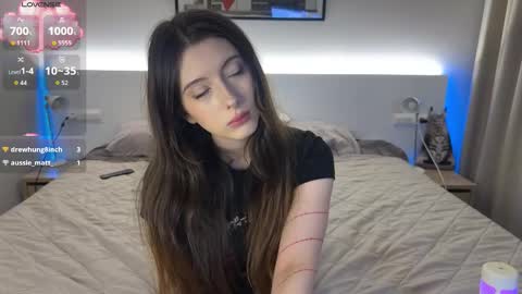 Emily online show from 11-21-25, 08:46