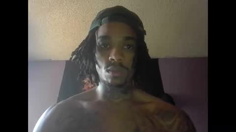 Snapshot of dripthehit chatting on 12-13-24, 09:52 dripthehit online show from 12-13-24, 09:52