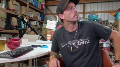 Snapshot of dritylilboy chatting on 05-10-26, 03:23 Inexperienced catfish online show from 05-10-26, 03:23