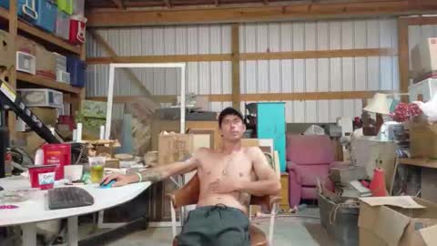 Snapshot of dritylilboy chatting on 05-13-26, 11:33 Inexperienced catfish online show from 05-13-26, 11:33