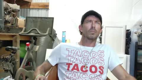 Inexperienced catfish online show from 06-17-26, 05:10