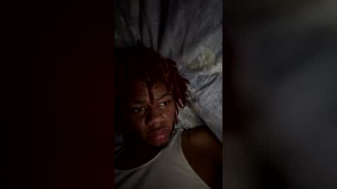 Snapshot of droddick chatting on 03-03-26, 12:00 droddick online show from 03-03-26, 12:00