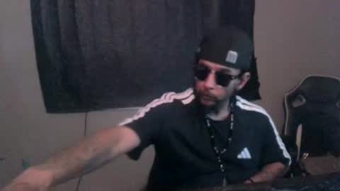 Snapshot of drogoloko233 chatting on 06-24-26, 01:37 drogo lpkp online show from 06-24-26, 01:37