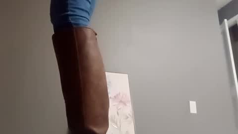 Snapshot of dropdcharlton chatting on 11-05-25, 07:08 dropdcharlton online show from 11-05-25, 07:08