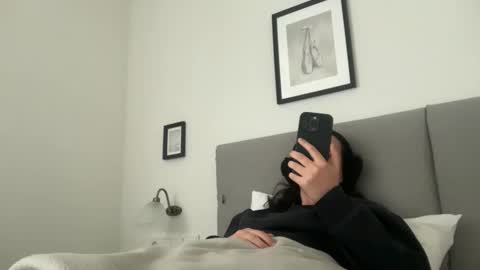 Dr. Resa online show from 03-08-26, 06:17