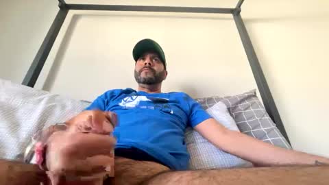 Snapshot of drspunkalott chatting on 01-12-25, 04:40 drspunkalott online show from 01-12-25, 04:40