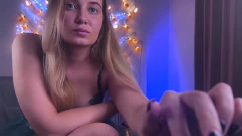 Snapshot of drug_feet chatting on 12-02-24, 05:26 Mistress Lola Slavic witch online show from 12-02-24, 05:26