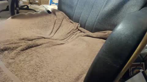 Snapshot of drummerman2113 chatting on 12-15-25, 07:07 drummerman2113 online show from 12-15-25, 07:07