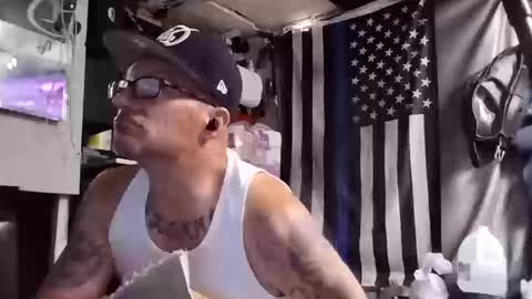 Snapshot of dsmock chatting on 10-13-25, 12:21 dsmock online show from 10-13-25, 12:21