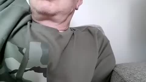 Snapshot of ducksrow chatting on 06-13-26, 12:36 ducksrow online show from 06-13-26, 12:36