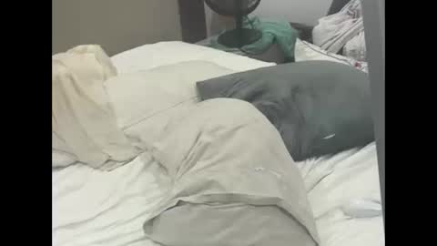 Dude online show from 02-28-26, 02:18