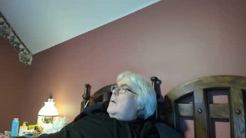 Doug online show from 10-17-25, 03:58