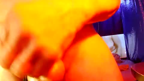 Snapshot of duh541228490531 chatting on 01-19-25, 06:09 nomadjon online show from 01-19-25, 06:09