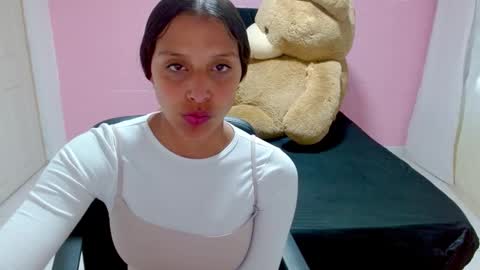 dulce1609 online show from 01-28-25, 10:12