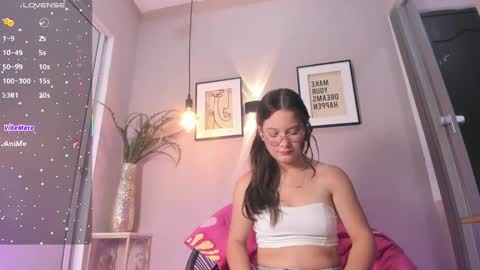 dulce__fiore07 online show from 09-22-25, 01:02