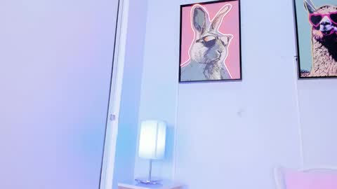 dulce__fiore07 online show from 03-18-26, 12:19