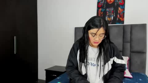 Snapshot of dulce_amg chatting on 02-24-25, 12:16 Dulce amg online show from 02-24-25, 12:16