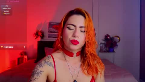 Snapshot of dulce_charlottee chatting on 09-17-25, 07:48 DULCE online show from 09-17-25, 07:48