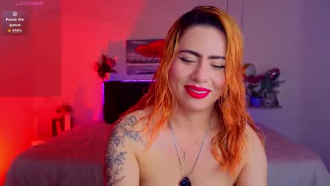 Snapshot of dulce_charlottee chatting on 10-12-25, 07:35 DULCE online show from 10-12-25, 07:35