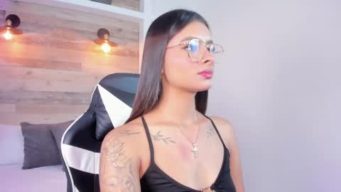 Snapshot of dulce_glow_ chatting on 05-02-26, 02:27 D U L C E online show from 05-02-26, 02:27