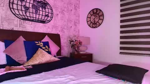 DULCE  online show from 12-02-25, 11:59