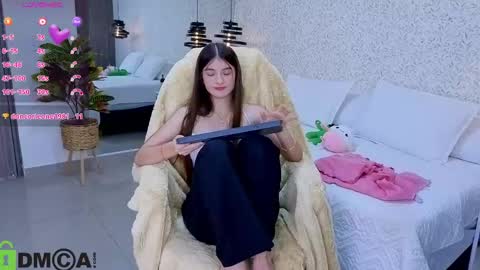 Snapshot of dulce_isabel_ chatting on 04-23-26, 03:52 dulce_isabel_ online show from 04-23-26, 03:52