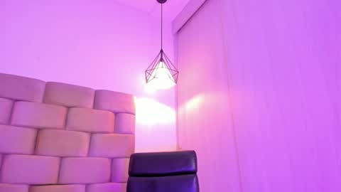 DULCLE MARIA online show from 01-03-25, 12:41