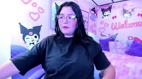 Dulce  online show from 11-26-25, 11:44