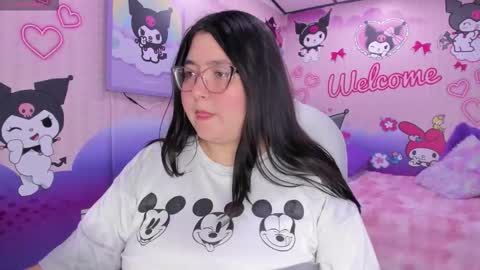 Dulce  online show from 02-15-26, 05:26