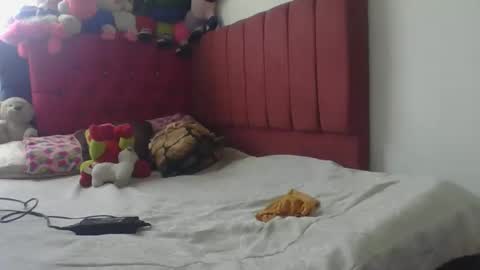 dulcekatty18 online show from 09-14-25, 05:01