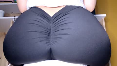 Snapshot of dulcepurnimaqos chatting on 06-16-26, 11:24 Dulce Purnima online show from 06-16-26, 11:24