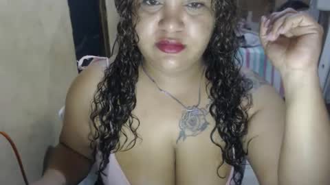 Snapshot of dulcetiffanii chatting on 05-08-26, 11:26 Sofia online show from 05-08-26, 11:26