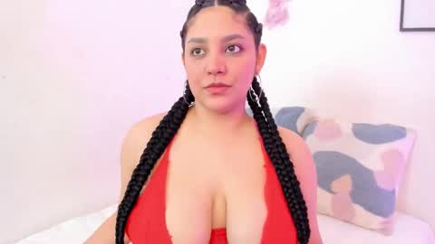 Dulce online show from 11-22-25, 07:35