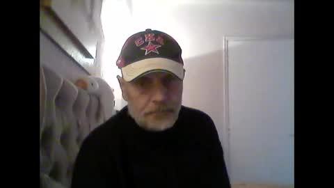 Snapshot of dumaeros77 chatting on 12-29-24, 02:21 Duma online show from 12-29-24, 02:21