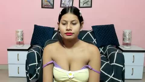 Snapshot of dumble_doree chatting on 07-18-26, 02:49 dumble_doree online show from 07-18-26, 02:49