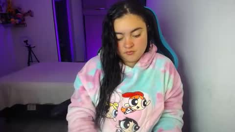 Snapshot of dumont_model chatting on 09-23-25, 06:49 Nicole online show from 09-23-25, 06:49