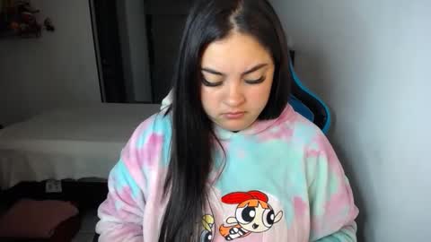 Snapshot of dumont_model chatting on 10-05-25, 08:45 Nicole online show from 10-05-25, 08:45