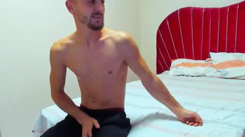 Snapshot of duoheat69 chatting on 11-23-25, 08:30 AVA MARK online show from 11-23-25, 08:30