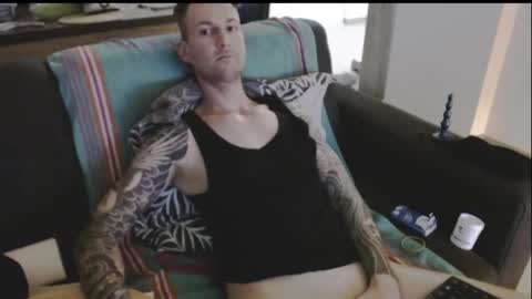 Snapshot of durexdublex chatting on 01-18-25, 10:28 durexdublex online show from 01-18-25, 10:28