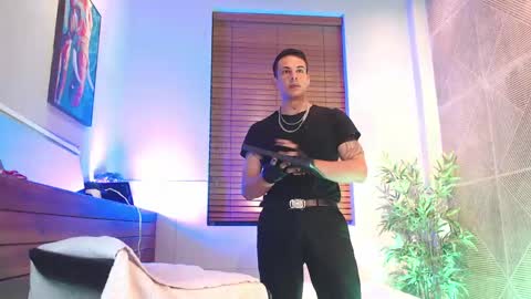 Dustin Sonne online show from 04-11-26, 04:06