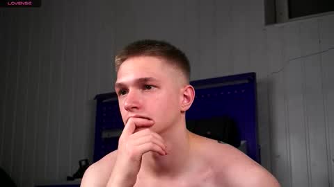 Dustyn online show from 11-19-25, 03:45