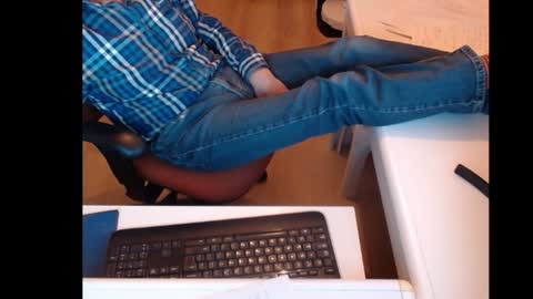 Snapshot of dutchpornking2 chatting on 02-07-25, 07:27 dutchpornking2 online show from 02-07-25, 07:27